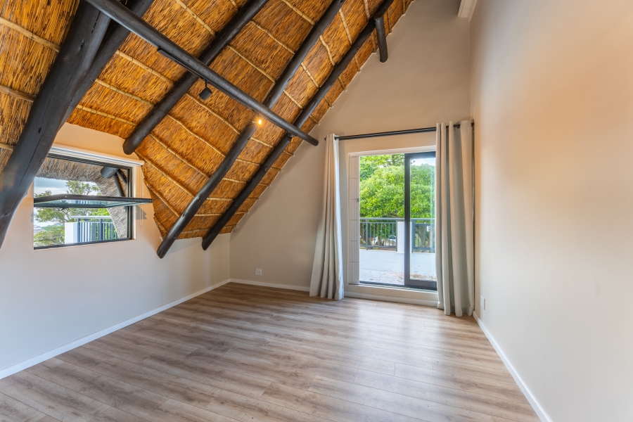 To Let 5 Bedroom Property for Rent in St Francis Bay Village Eastern Cape